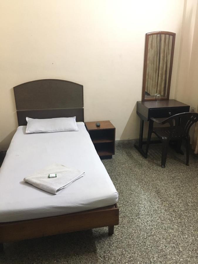 Nellimoottil Guest House Kottayam Kamer foto